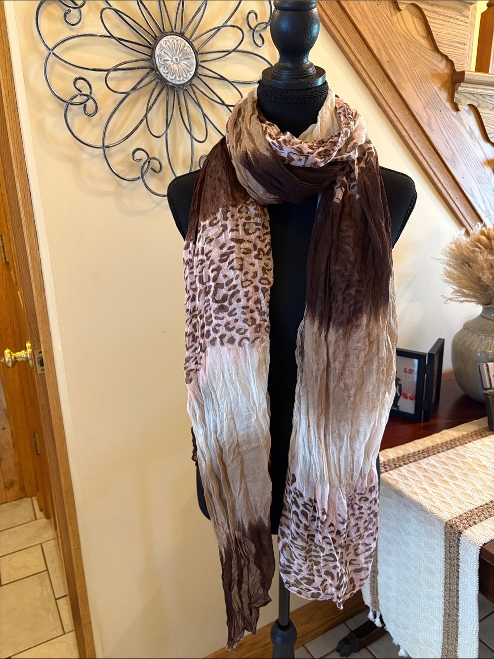 Lightweight Leopard Print Ombre Scarf - Brown & Cream